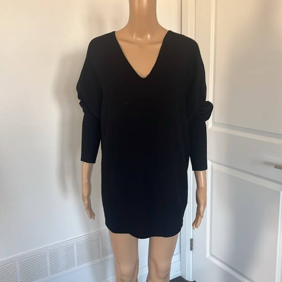 For Thee black dolman sleeve sweater size small item 05-21 - Picture 3 of 7